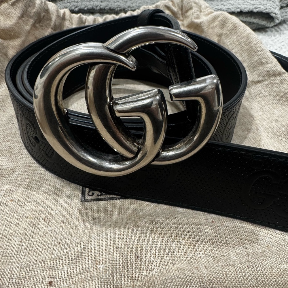 Gucci Black Belt with Silver GG Buckle